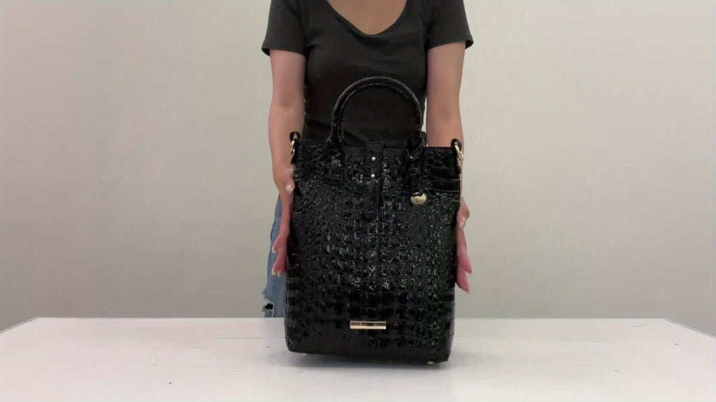 Elegant Crocodile Pattern Tote Bag